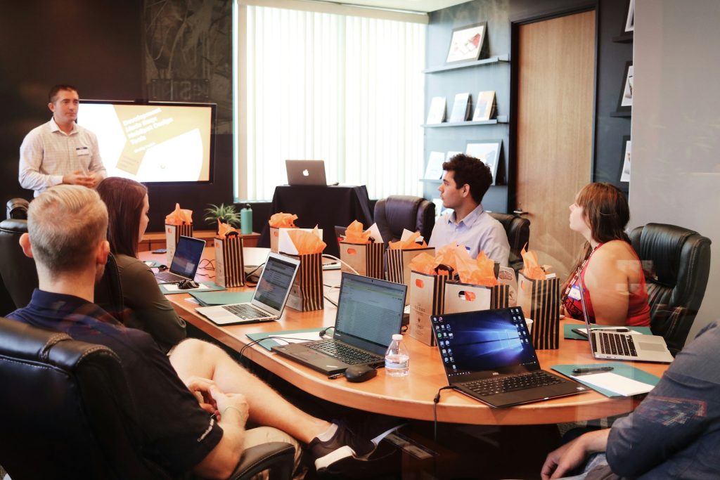 Payroll in Talent Retention Strategies