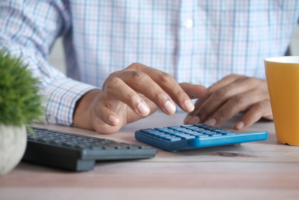 flexible pay vs traditional payroll